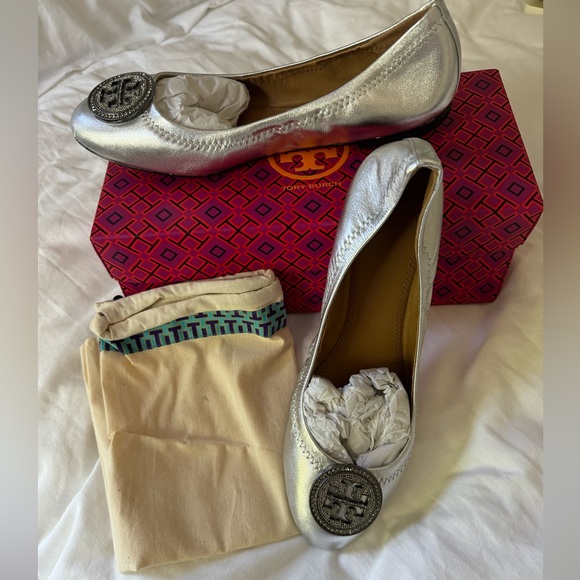 Tory Burch Liana silver ballet flats size 9 Brand new - Picture 4 of 4